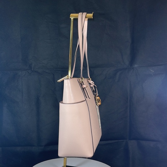 NWT = MICHAEL KORS , Soft Pink Color Handbag. - Picture 6 of 9